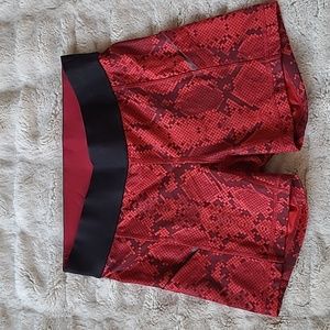 Lululemon  What the sport short ziggy  snake